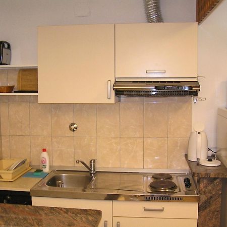 Studio Apartments Fabjanac トロギール エクステリア 写真
